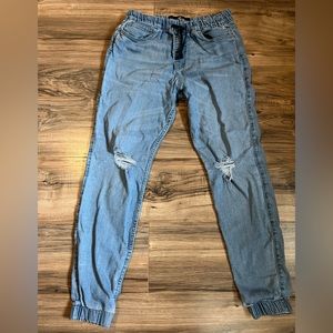 Hollister Jeans Skinny Jogger denim size Small. Very comfortable and stretchy.